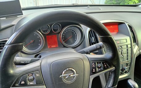 Opel Astra J, 2011 год, 370 000 рублей, 3 фотография