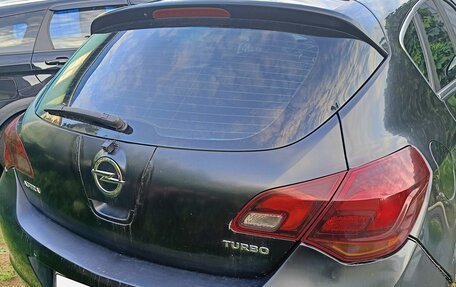 Opel Astra J, 2011 год, 370 000 рублей, 4 фотография