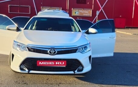 Toyota Camry, 2015 год, 1 000 000 рублей, 2 фотография