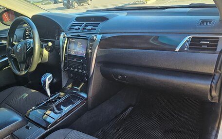 Toyota Camry, 2015 год, 1 000 000 рублей, 6 фотография