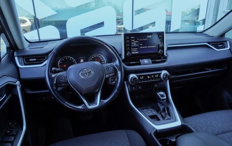 Toyota RAV4, 2020 год, 3 202 000 рублей, 11 фотография