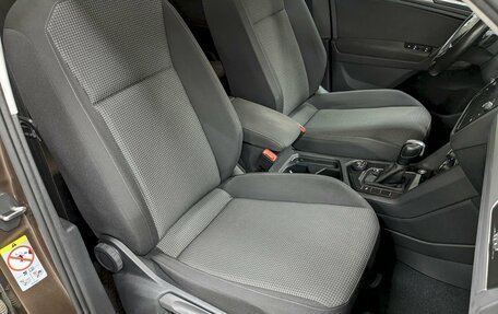Volkswagen Tiguan II, 2020 год, 2 490 000 рублей, 20 фотография