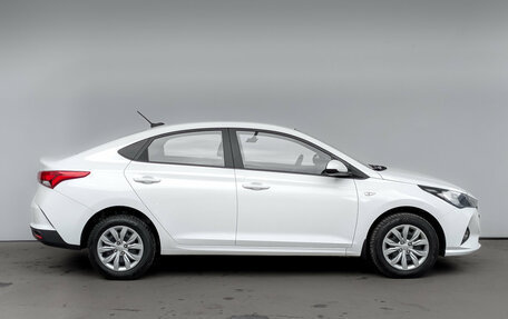 Hyundai Solaris II рестайлинг, 2022 год, 1 700 000 рублей, 4 фотография