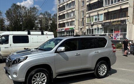 Toyota Land Cruiser Prado 150 рестайлинг 2, 2015 год, 4 000 000 рублей, 6 фотография