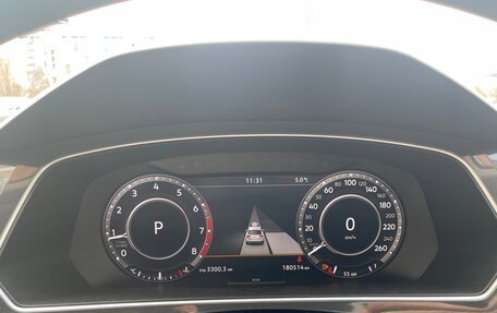 Volkswagen Tiguan II, 2017 год, 2 300 000 рублей, 11 фотография