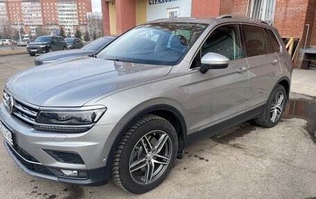 Volkswagen Tiguan II, 2017 год, 2 300 000 рублей, 8 фотография