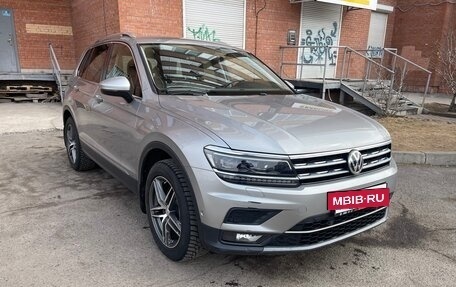 Volkswagen Tiguan II, 2017 год, 2 300 000 рублей, 4 фотография