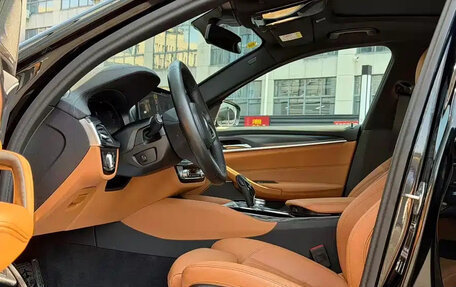 BMW 5 серия, 2023 год, 4 500 000 рублей, 11 фотография