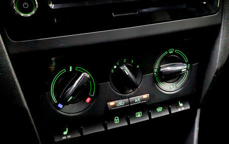 Skoda Rapid I, 2019 год, 875 000 рублей, 24 фотография