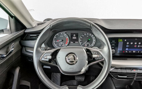 Skoda Octavia IV, 2021 год, 2 450 000 рублей, 21 фотография