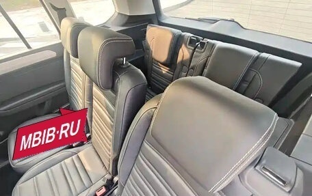 Volkswagen Touran III, 2022 год, 1 490 222 рублей, 27 фотография