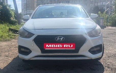 Hyundai Solaris II рестайлинг, 2018 год, 650 000 рублей, 3 фотография