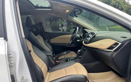 Chevrolet Cruze II, 2022 год, 900 006 рублей, 8 фотография