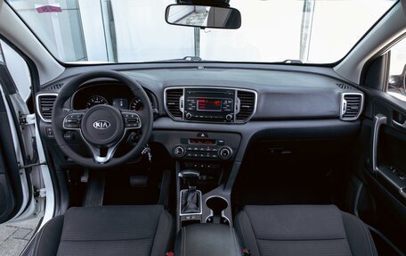 KIA Sportage IV рестайлинг, 2018 год, 1 695 000 рублей, 16 фотография