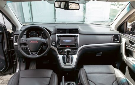 Haval H6, 2018 год, 1 295 000 рублей, 16 фотография