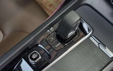 Volvo S60 III, 2023 год, 3 800 000 рублей, 8 фотография