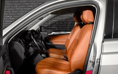 Volkswagen Tiguan II, 2020 год, 3 000 000 рублей, 9 фотография