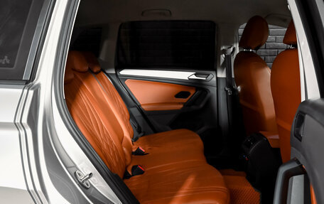 Volkswagen Tiguan II, 2020 год, 3 000 000 рублей, 18 фотография