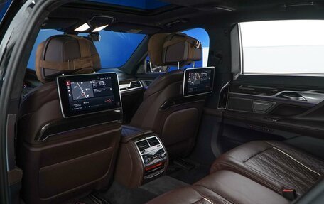 BMW 7 серия, 2020 год, 4 993 055 рублей, 11 фотография