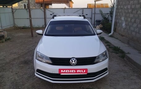 Volkswagen Jetta VI, 2016 год, 1 700 000 рублей, 2 фотография