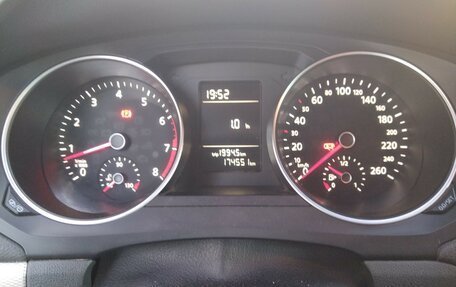 Volkswagen Jetta VI, 2016 год, 1 700 000 рублей, 16 фотография