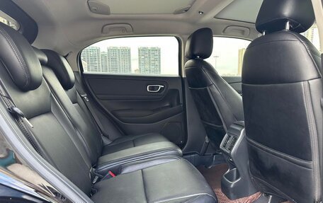 Honda Vezel, 2022 год, 1 464 000 рублей, 14 фотография