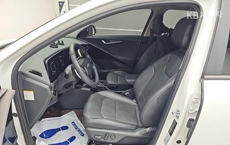 KIA Niro, 2022 год, 1 455 000 рублей, 9 фотография