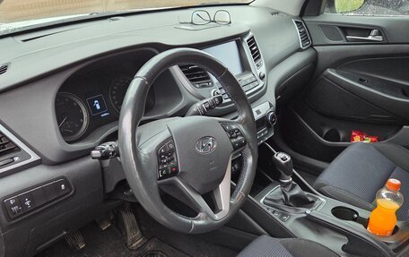 Hyundai Tucson III, 2018 год, 2 100 000 рублей, 9 фотография