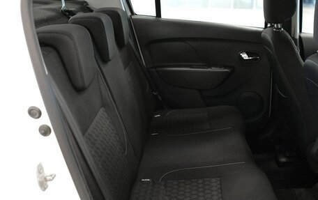 Renault Logan II, 2016 год, 524 000 рублей, 17 фотография