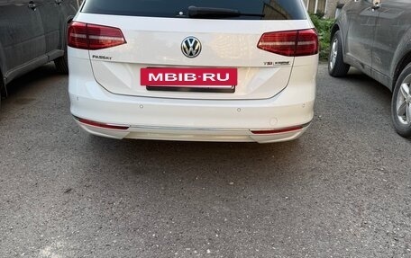Volkswagen Passat B8 рестайлинг, 2015 год, 1 650 000 рублей, 4 фотография