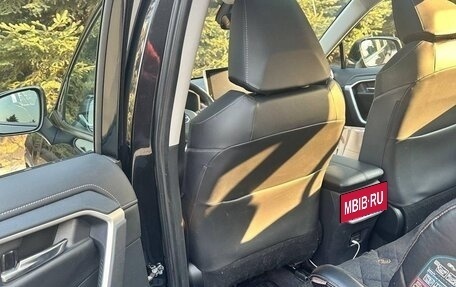 Toyota RAV4, 2022 год, 3 240 000 рублей, 9 фотография