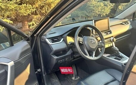 Toyota RAV4, 2022 год, 3 240 000 рублей, 11 фотография
