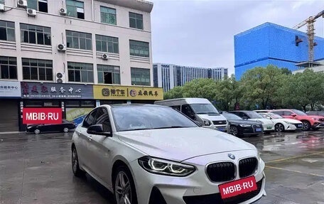 BMW 1 серия, 2019 год, 1 329 222 рублей, 3 фотография