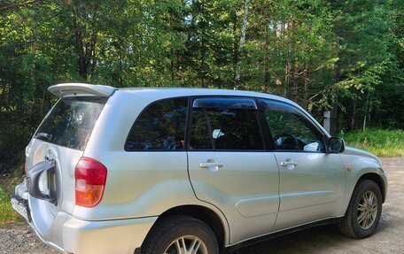 Toyota RAV4, 2002 год, 630 000 рублей, 4 фотография