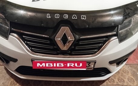 Renault Logan II, 2018 год, 650 000 рублей, 6 фотография