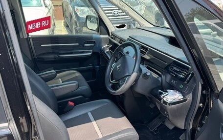 Honda Stepwgn IV, 2017 год, 1 630 000 рублей, 9 фотография