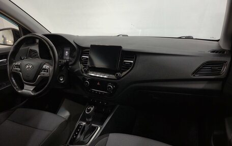 Hyundai Solaris II рестайлинг, 2021 год, 1 650 000 рублей, 15 фотография