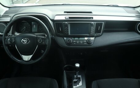 Toyota RAV4, 2016 год, 2 088 000 рублей, 7 фотография