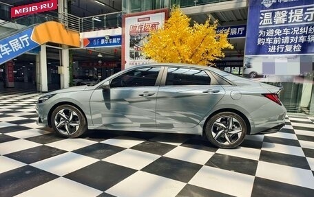 Hyundai Elantra, 2022 год, 1 270 000 рублей, 4 фотография