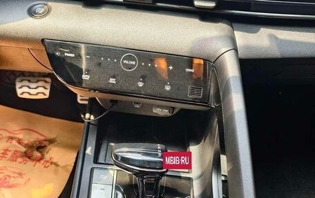 Hyundai Elantra, 2022 год, 1 270 000 рублей, 11 фотография