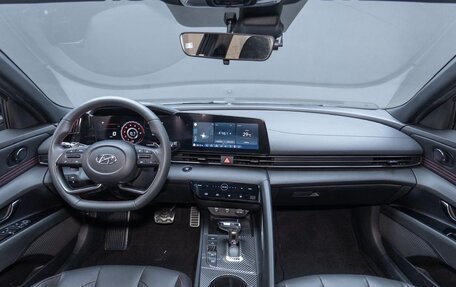 Hyundai Elantra, 2022 год, 1 190 000 рублей, 9 фотография