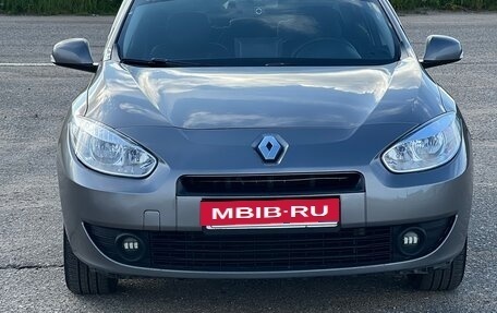 Renault Fluence I, 2011 год, 630 000 рублей, 2 фотография