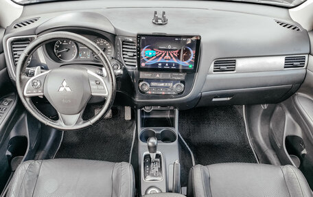 Mitsubishi Outlander III рестайлинг 3, 2012 год, 1 290 258 рублей, 15 фотография