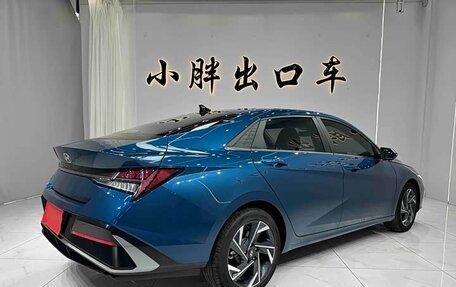 Hyundai Elantra, 2023 год, 1 280 000 рублей, 6 фотография