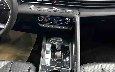 Hyundai Elantra, 2023 год, 1 280 000 рублей, 12 фотография