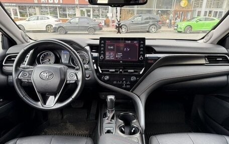 Toyota Camry, 2021 год, 2 899 999 рублей, 6 фотография