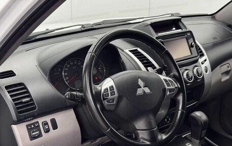 Mitsubishi Pajero Sport II рестайлинг, 2015 год, 1 550 000 рублей, 15 фотография