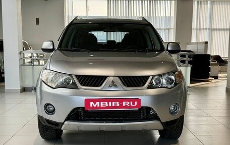 Mitsubishi Outlander III рестайлинг 3, 2008 год, 930 000 рублей, 2 фотография