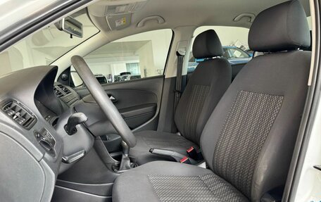 Volkswagen Polo VI (EU Market), 2019 год, 1 100 000 рублей, 20 фотография
