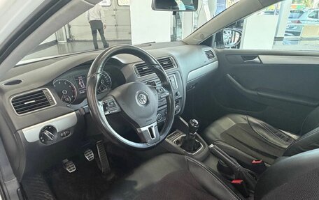 Volkswagen Jetta VI, 2013 год, 795 000 рублей, 8 фотография